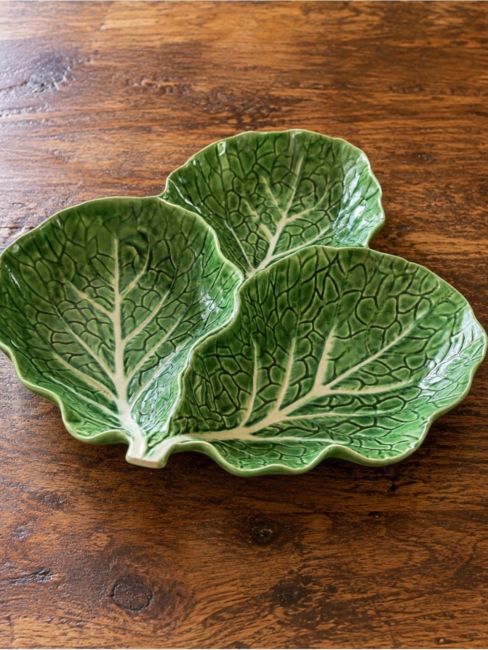 Bordallo Pinheiro Portugal Cabbage 3 Section Divided Serving Bowl Majolica 13"
